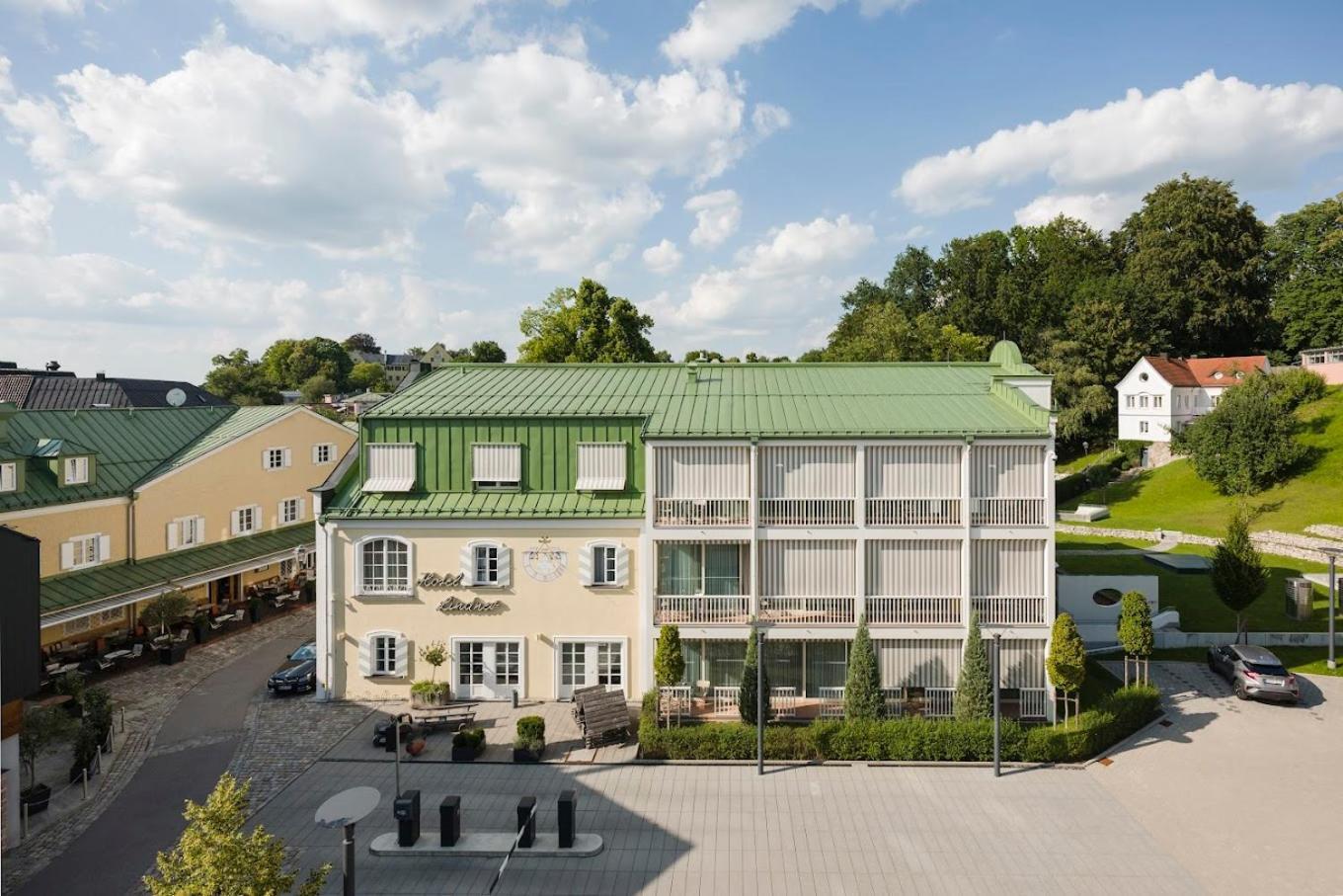 Romantik Hotel Das Lindner Bad Aibling Bagian luar foto